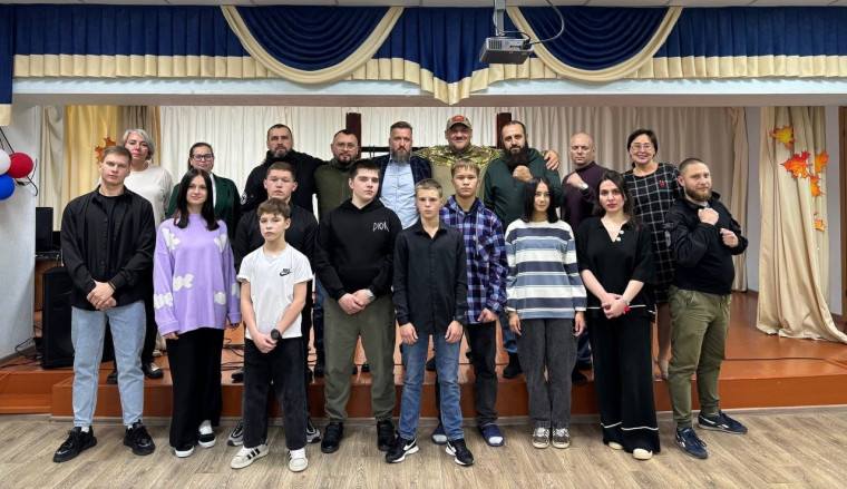 Концерт фронтового звонаря Вадима Мартового.